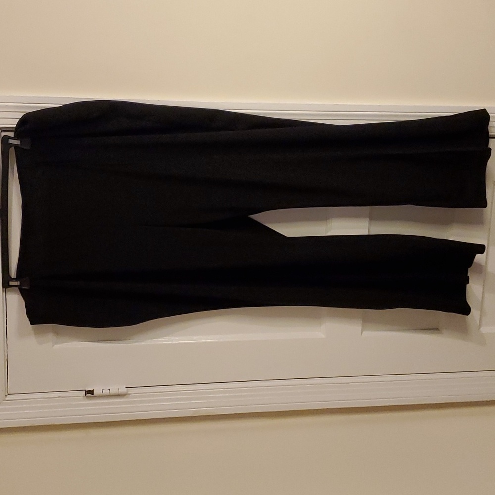 Alfani, sz 22, black, wide elastic waist.